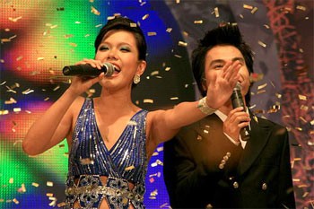 Phuong Vy Crowned First Vietnam Idol ảnh 1