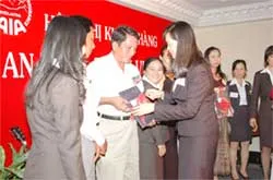 AIA nâng cao chất lượng phục vụ khách hàng