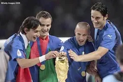 Del Piero: “Tôi sẽ chơi cho tuyển Italia đến năm 40 tuổi” ảnh 1