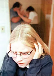 Nhức nhối bạo hành trong gia đình