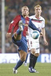 Gudjohnsen: “Barca phải ghi bàn trước Chelsea” ảnh 1