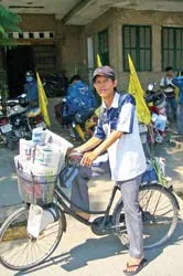 Từ làng đến phố ảnh 3