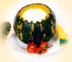 Tuyết giáp hầm bí đỏ