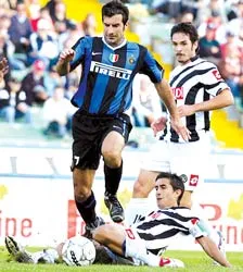 Trật tự không đổi ảnh 1