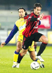 Chievo (17) – AC Milan (14): Trở lại đường đua ảnh 1