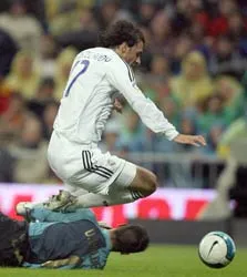 Khi Real nhảy vào... F1 ảnh 1