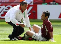 Đa số cầu thủ chấn thương ở World Cup 2006 là giả tạo! ảnh 1