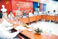 Thành lập Quỹ phát triển tài năng văn học