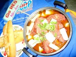 Giò heo nấu chao