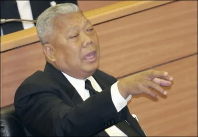 Cánh cửa mở rộng