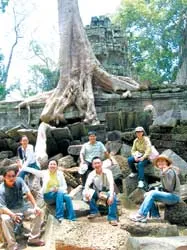 AIG chào hàng bảo hiểm du lịch ảnh 2