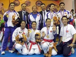 HLV trưởng ĐTQG Karatedo Lê Công: “Nghị lực, quyết tâm cùng chút may mắn mới mong thành công” ảnh 1