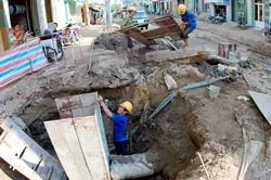 Bài 2: Bao giờ đường thoáng, hè thông?