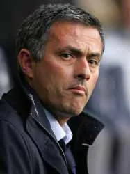 Mourinho và cuộc gặp gỡ vì hòa bình ảnh 1