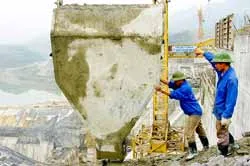 Di dân lòng hồ - chạy nước rút