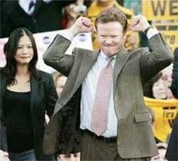 Tân Thượng nghị sĩ... rành tiếng Việt