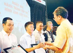 Chuyện nghiêm trọng trong quản lý giáo dục ảnh 2