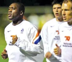 Gullit: “Hà Lan sẽ thắng” ảnh 1