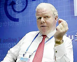 Việt Nam là thị trường tài chính, ngân hàng đầy hứa hẹn