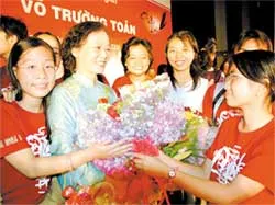 Ấm áp nghĩa tình thầy trò