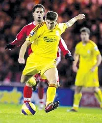 Cuộc chiến tranh ngôi đầu bảng ảnh 1