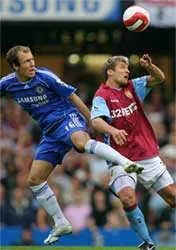 O'Neill gợi nhớ lịch sử hào hùng của Villa ảnh 1