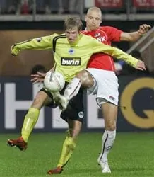 Sevilla thẳng tiến ảnh 1