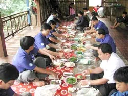 Xôi nếp kiểu Lào