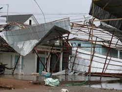 Bão số 9 làm 98 người chết và mất tích, thiệt hại hàng nghìn tỷ đồng