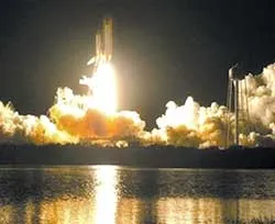 Phóng thành công tàu con thoi Discovery