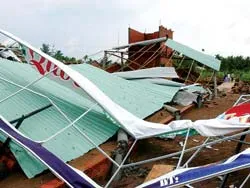 Kinh hoàng bão Durian ảnh 5