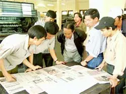 Chúc mừng SGGP 12 Giờ in và phát hành tại Đà Lạt