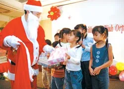 Chạy đua tiếp thị ... ông Noel