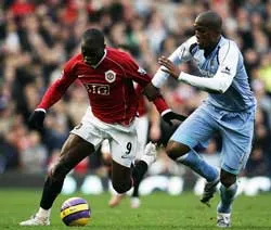 Saha cần sự ủng hộ của CĐV Manchester ảnh 1