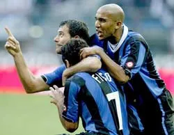 Tấn công và ghi bàn ấn tượng hơn ảnh 1