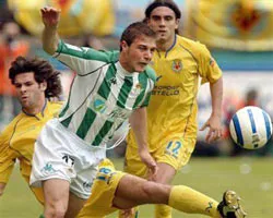 Cơ hội nào cho nhóm “đèn đỏ” ? ảnh 1