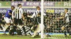 Alan Curbishley: "West Ham ghi bàn quá kém" ảnh 2