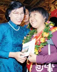 Cảm động và đầy ý nghĩa ảnh 2