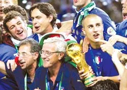 Phân nửa là người Italia ảnh 1