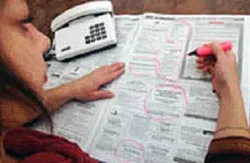 Thanh niên ngày càng nghèo