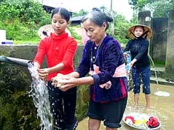 Vị linh mục và vùng đất nghèo ảnh 2