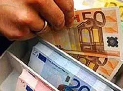 Mỹ: Cấm hút thuốc khi có trẻ em ảnh 2