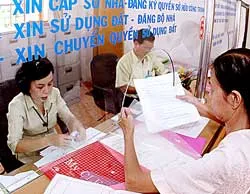 Cải tiến việc giải quyết hành chính liên quan tới dân