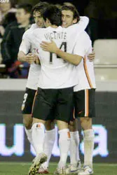 Khi “những chú dơi” tung cánh ảnh 1