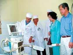 Trên kiên quyết, dưới lơi lỏng ảnh 2