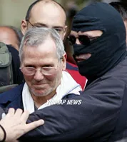 “Bố già” Provenzano bị bắt và trát truy nã Provenzano