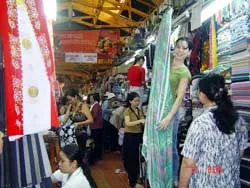 Có cần thiết sửa chữa chợ Tân Định?