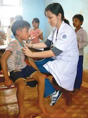 Xuân sớm ở huyện biên   giới ảnh 2