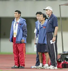 Kỳ 1: Hãy sòng phẳng với A.Riedl ảnh 2