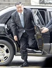 Chủ tịch Hyundai bị kết án 3 năm tù giam